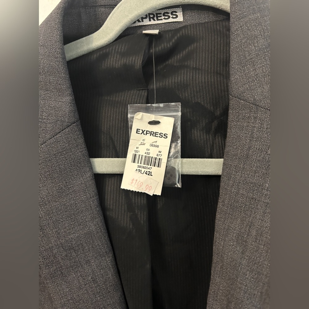 Express suit jacket - Picture 2 of 3